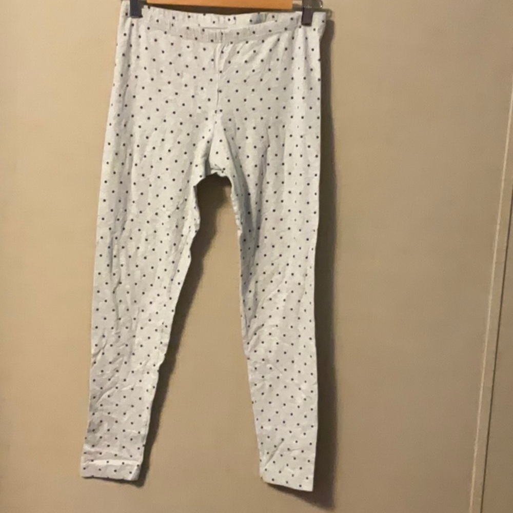 White and Black Polka Dot Leggings with Stretchy Fit